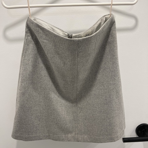 Super Cute Wool Grey Mini Skirt - Picture 2 of 9